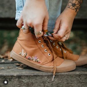 Bangs Sahara Sand Floral High tops
